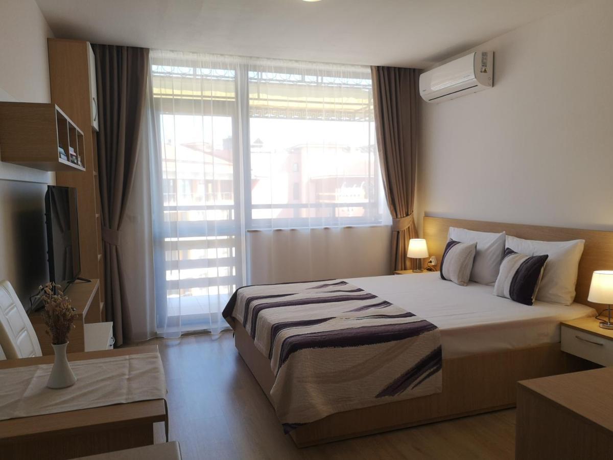 South Beach Apartment Nesebar Bagian luar foto