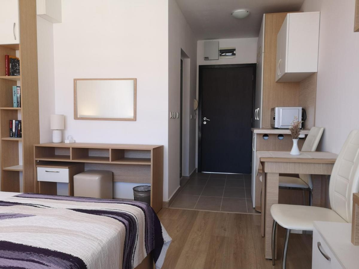South Beach Apartment Nesebar Bagian luar foto