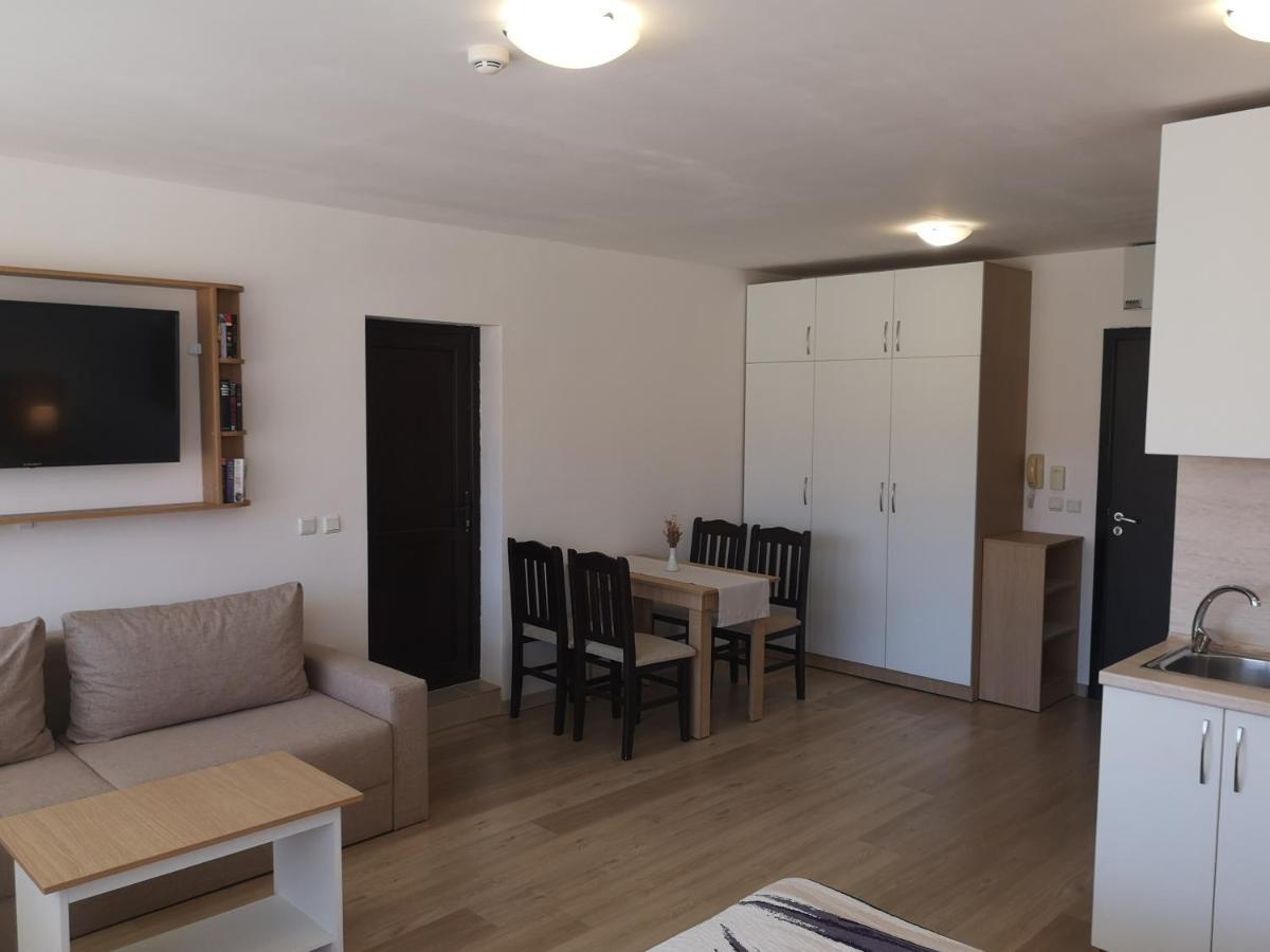 South Beach Apartment Nesebar Bagian luar foto