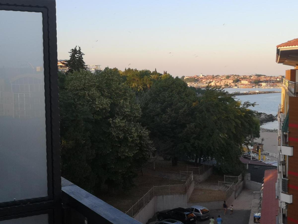 South Beach Apartment Nesebar Bagian luar foto