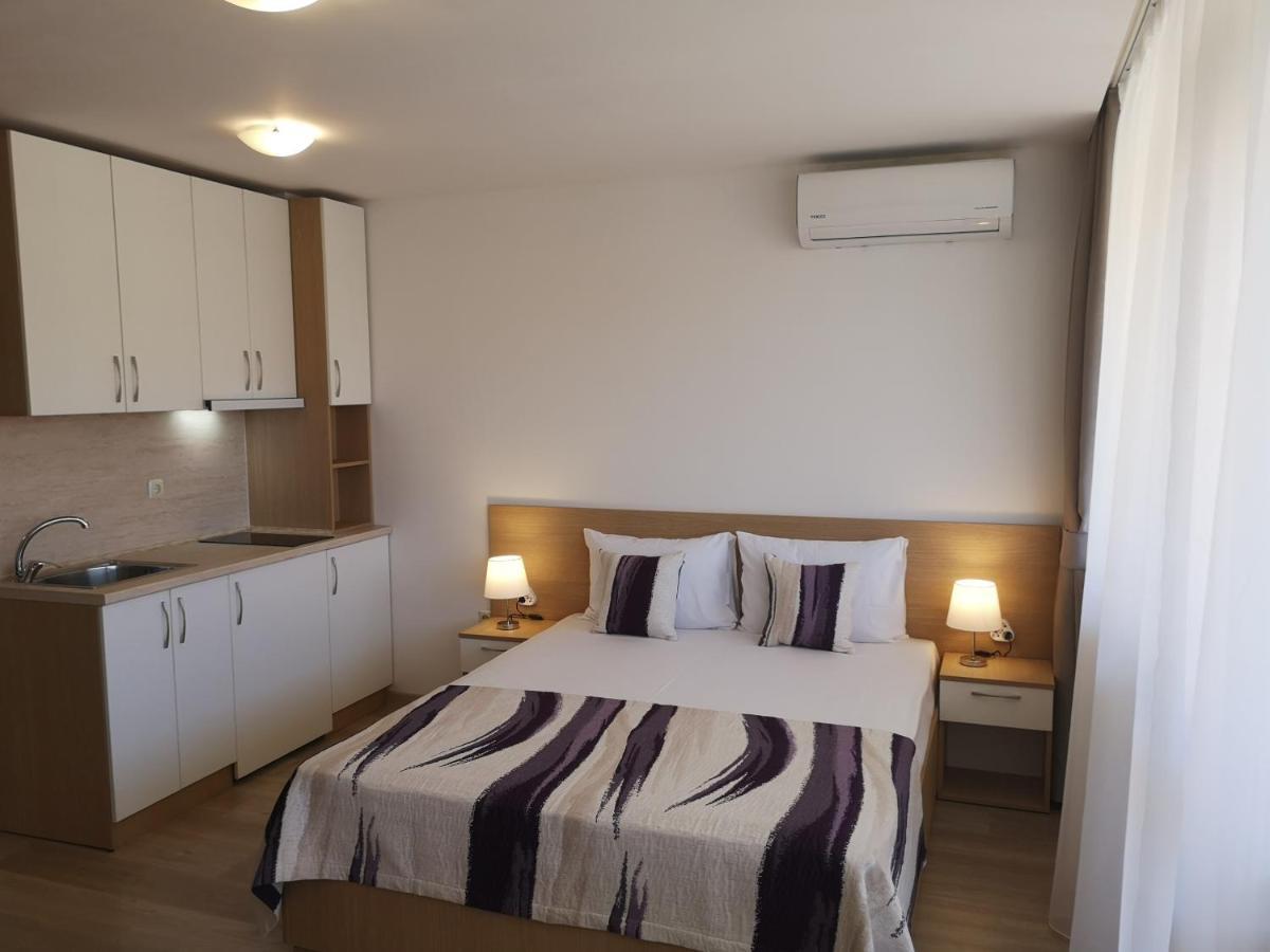 South Beach Apartment Nesebar Bagian luar foto