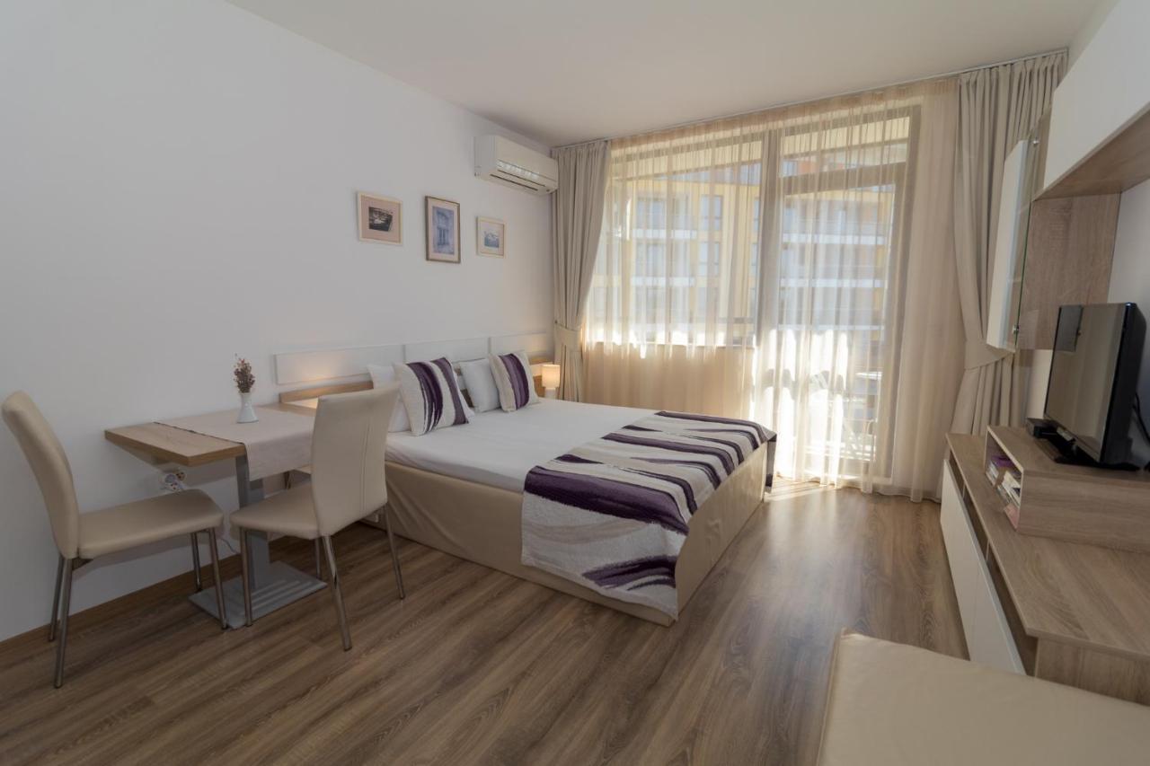 South Beach Apartment Nesebar Bagian luar foto