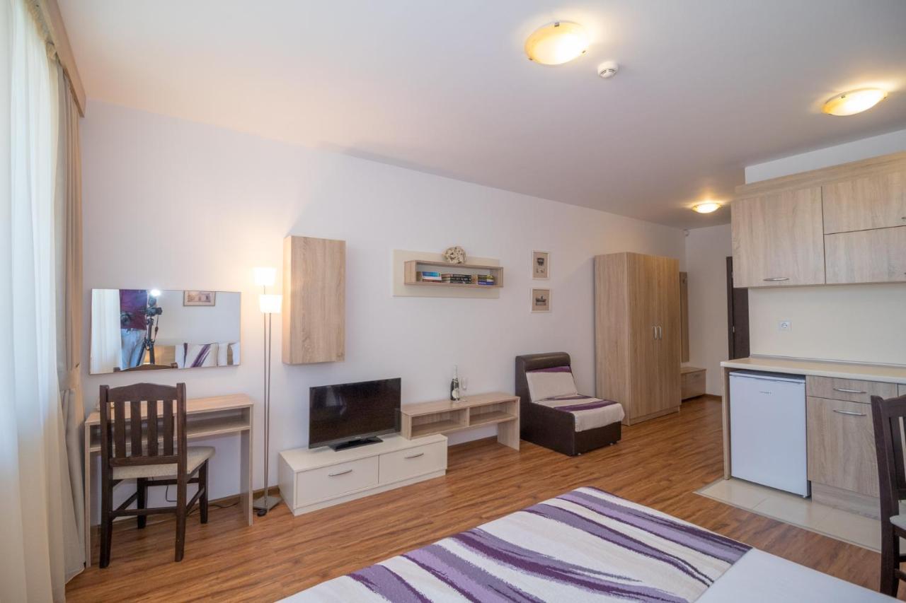South Beach Apartment Nesebar Bagian luar foto