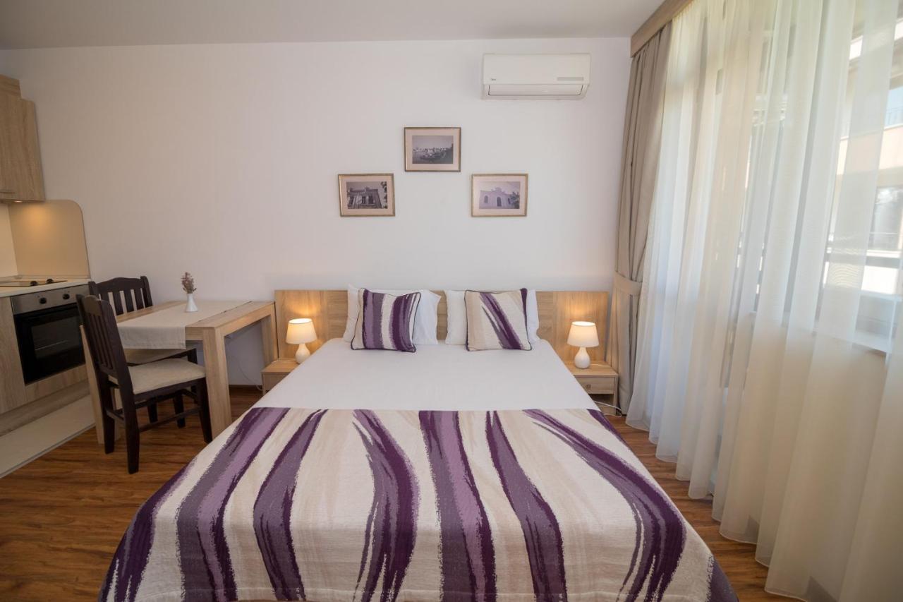 South Beach Apartment Nesebar Bagian luar foto