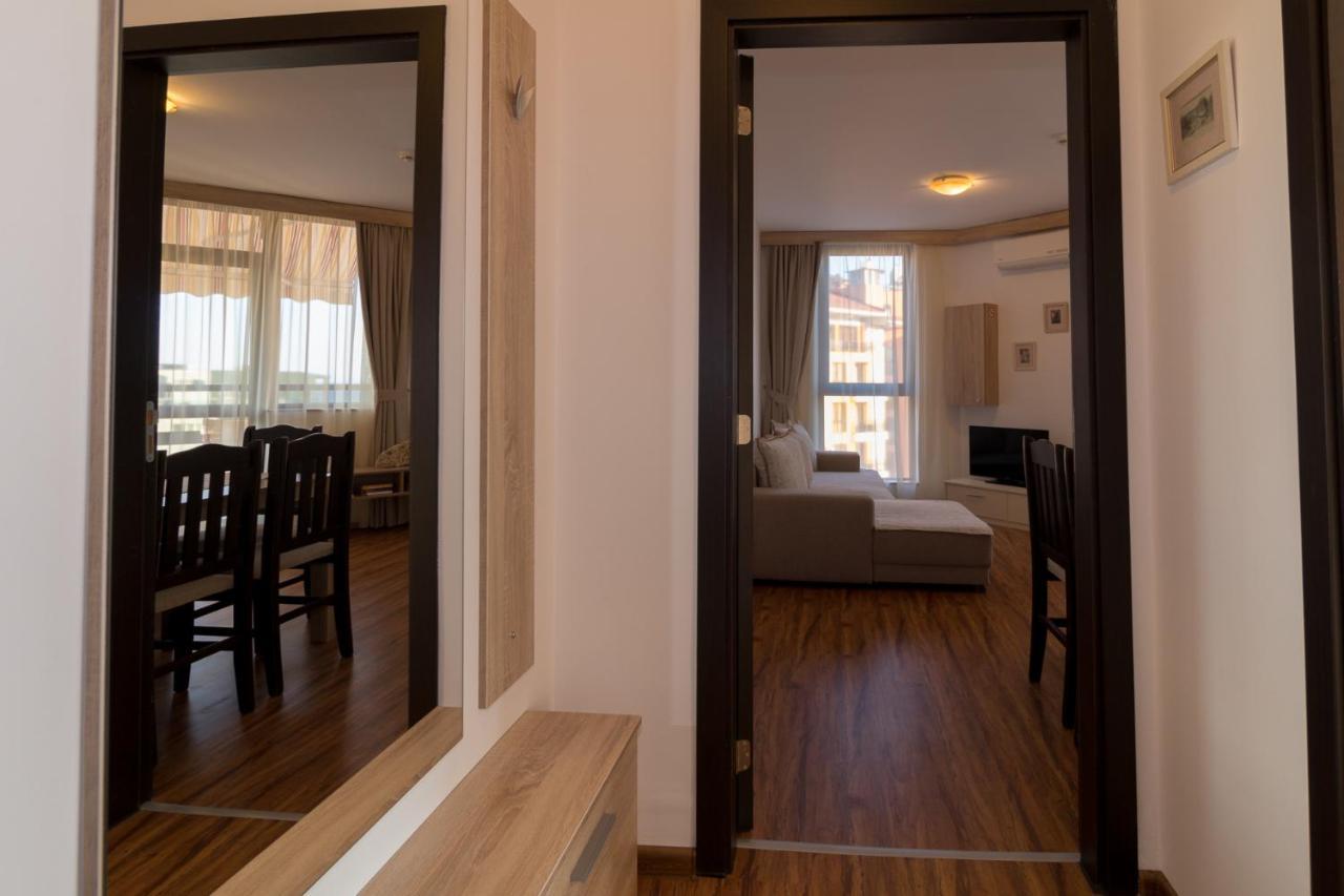 South Beach Apartment Nesebar Bagian luar foto